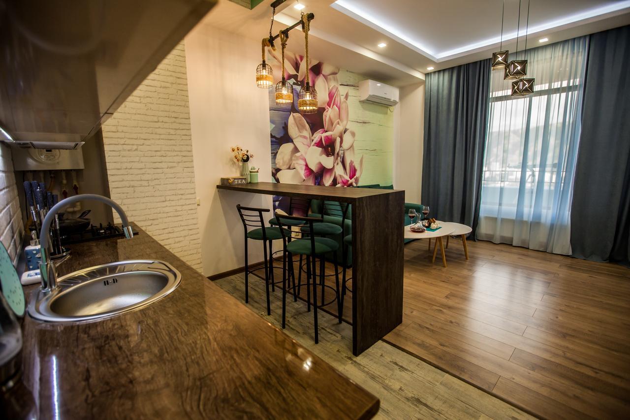 R&R Apartments Tbilisi Ngoại thất bức ảnh